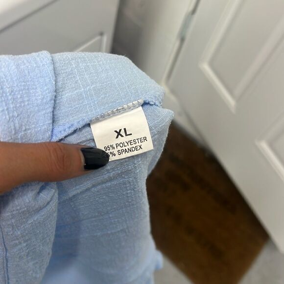 Blue Long Sleeve Button Down Shirt - Size XL Linen Material Excellent Condition - Picture 2 of 5